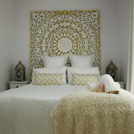 Panther Luxury Dreams Apartment